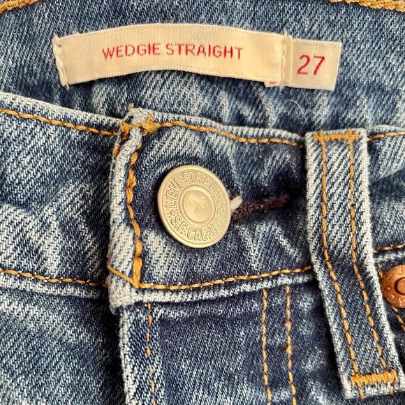 Levi’s Wedgie 27 EUC - Picture 2 of 5